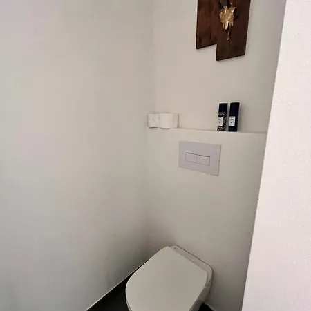 Casa Storica Gardola بيت للعطل