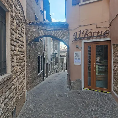 Casa Storica Gardola بيت للعطل تينيالي